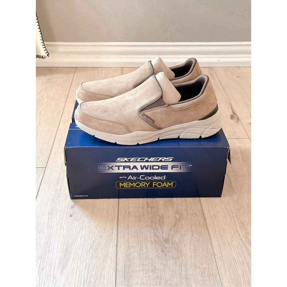SKECHERS MENS EQUALIZER 4.0 MYRKO SLIP ON EXTRA WIDE FIT SIZE 10.5 NIB 232019